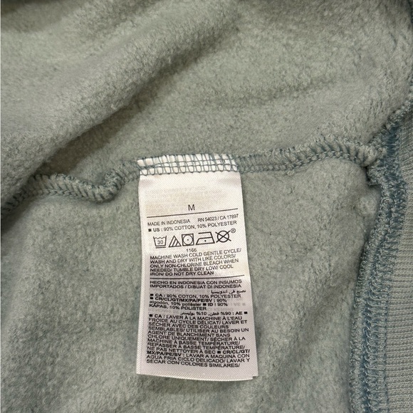 Old Navy Oversized Crewneck - Picture 6 of 6
